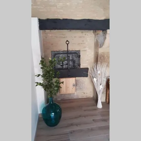 Holiday home De Charme Au Coeur Du Perigord Le Bourdeix