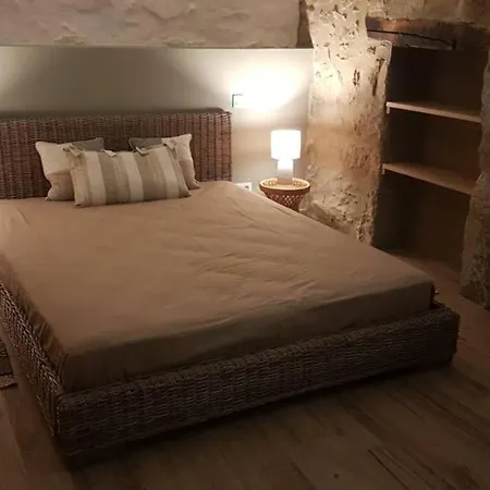De Charme Au Coeur Du Perigord Le Bourdeix